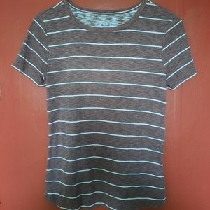 Maurices t-shirt, maroon, size S